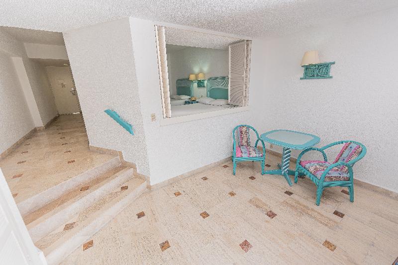 סוויטה, Playa Suites Acapulco