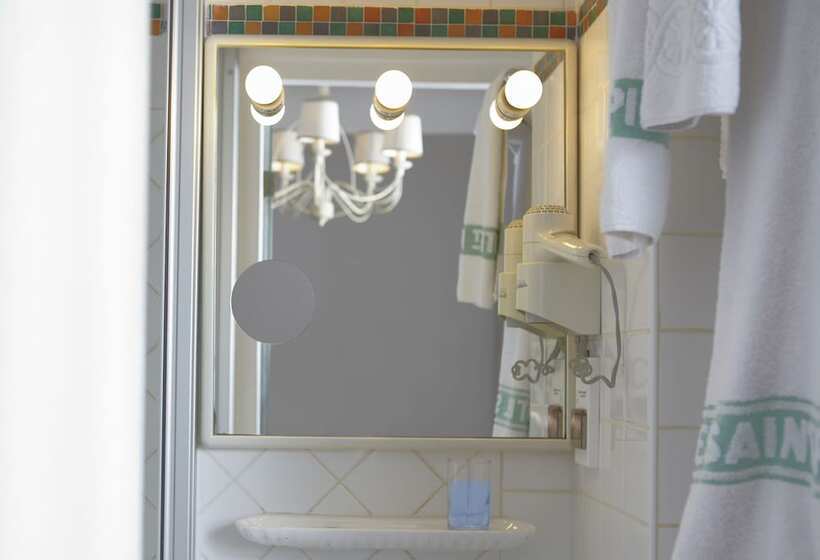 اتاق استاندارد, Hôtel Saint Pierre