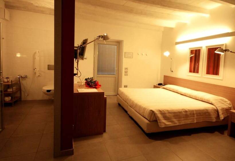 标准三人间, San Rocco