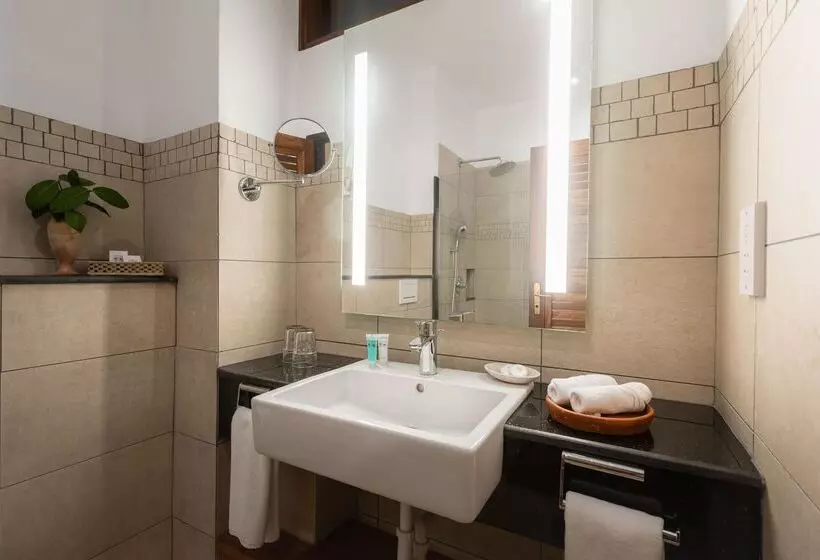اتاق لوکس, Severin Sea Lodge