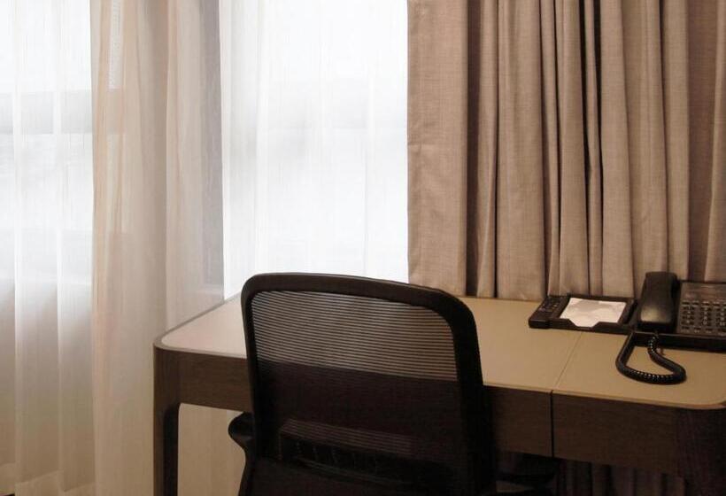 キングサイズベッドのスーペリアルーム, The Tango Hotel Taipei Linsen