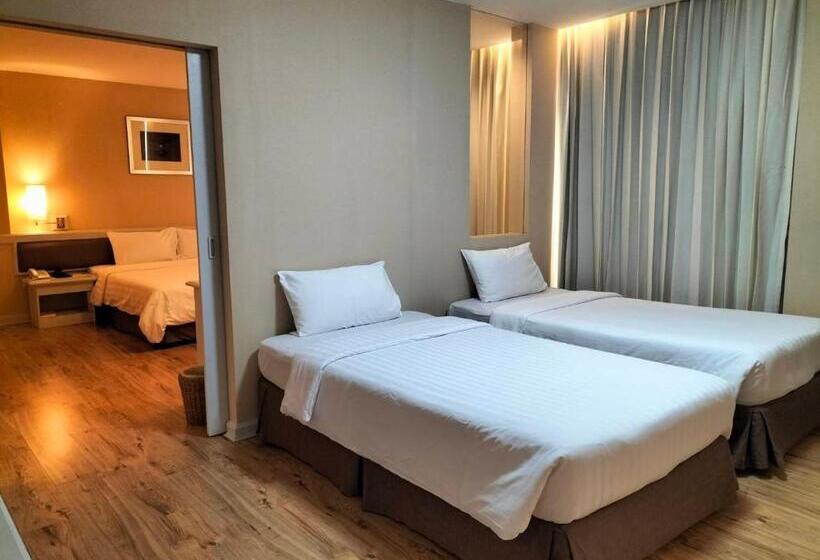 سوییت خانوادگی, The City Hotel Sriracha By Bbh Japan