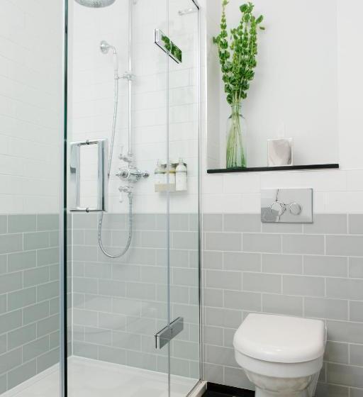 スタンダードルーム, The Laslett