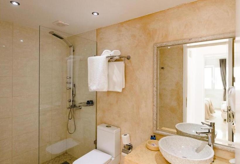 带2个卧室的套房, Paliomylos Spa