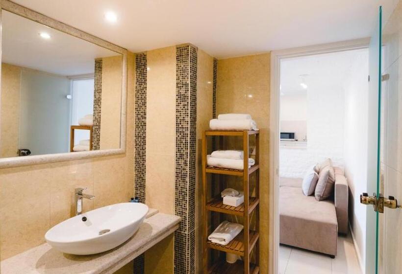 סוויטת 2 חדרי שינה, Paliomylos Spa