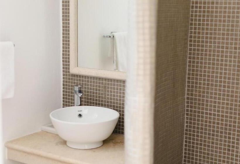 带海景的顶级小型套房, Paliomylos Spa