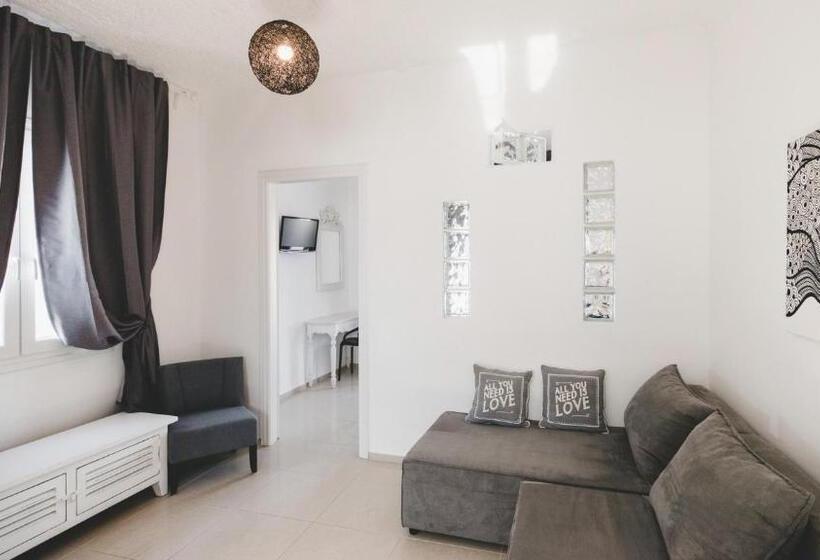 סוויטת ג'וניור סופריור נוף לים, Paliomylos Spa