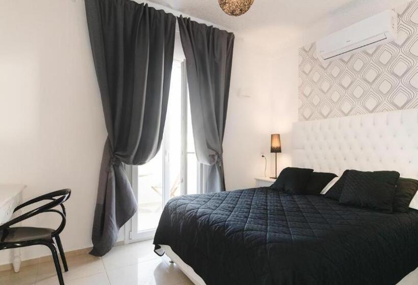 סוויטת ג'וניור סופריור נוף לים, Paliomylos Spa