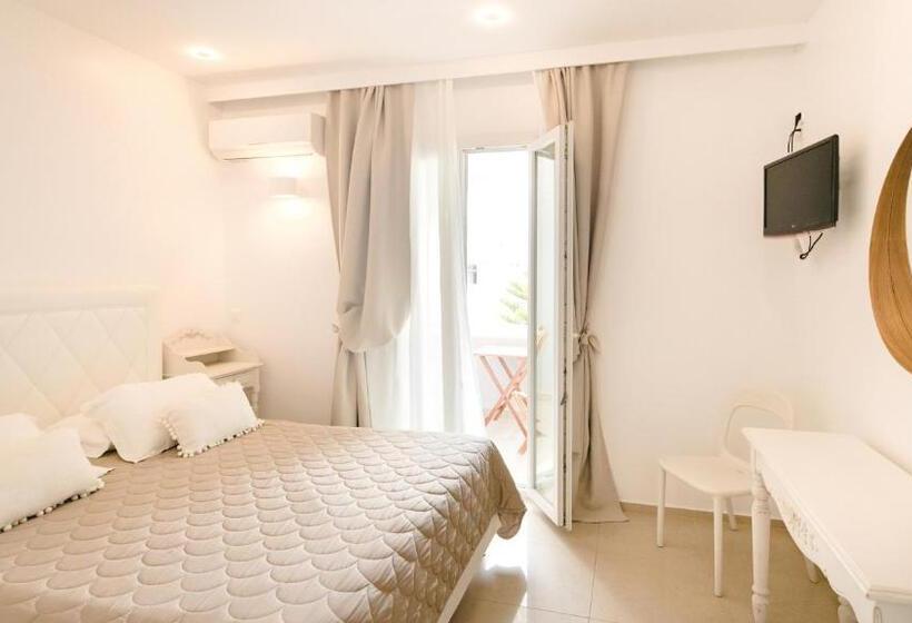 סוויטת ג'וניור נוף לעיר, Paliomylos Spa