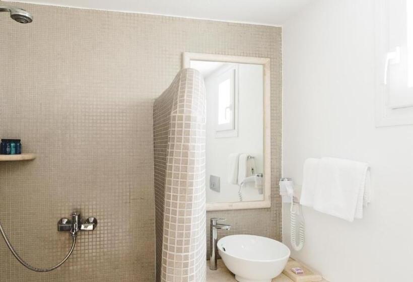 סוויטת ג'וניור נוף לעיר, Paliomylos Spa