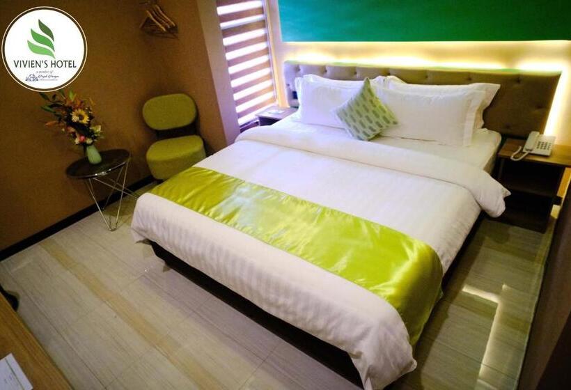 اتاق لوکس با تخت بزرگ, Vivien S