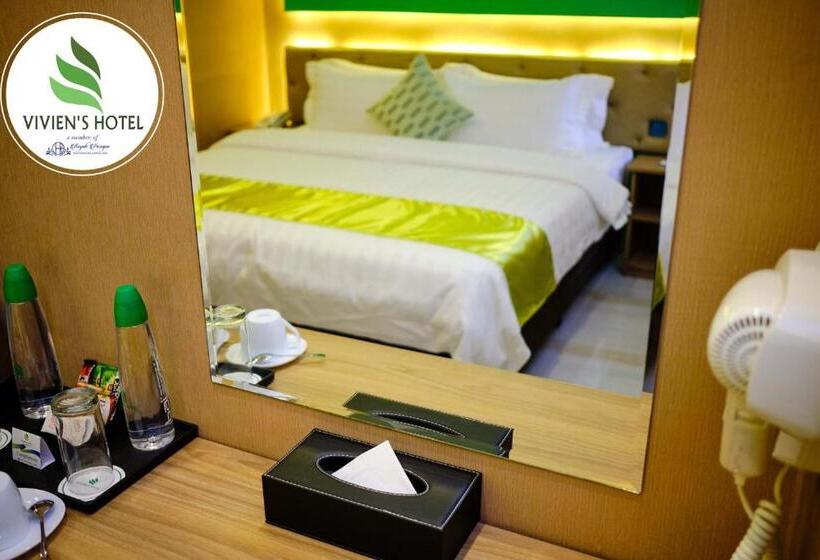 اتاق سوپریور, Vivien S