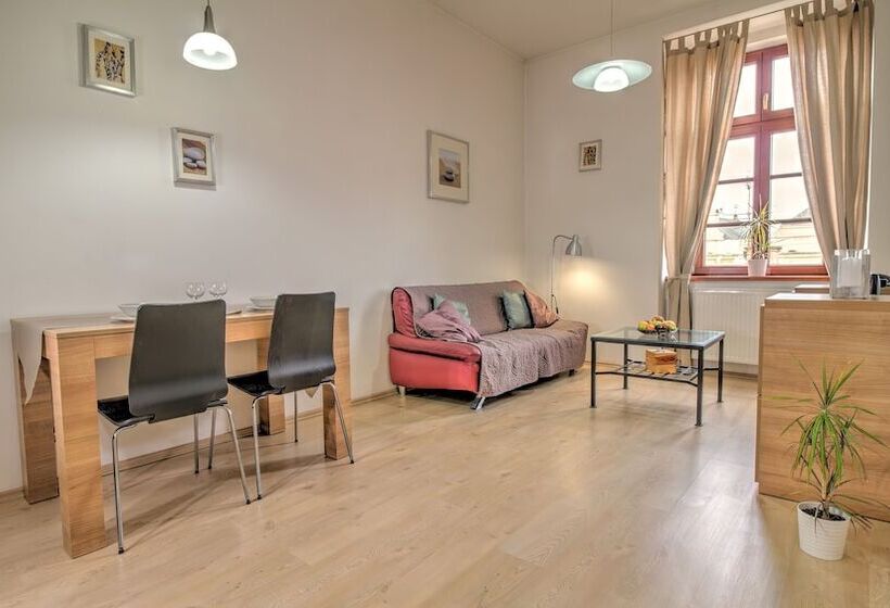 דירת חדר, Boromeum Residence