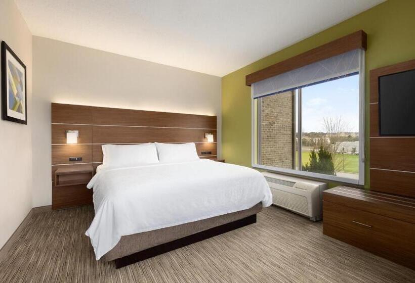 غرفة قياسية سرير كينج لذوى الإحتياجات الخاصة, Holiday Inn Express Hotel & Suites Opelika Auburn, An Ihg