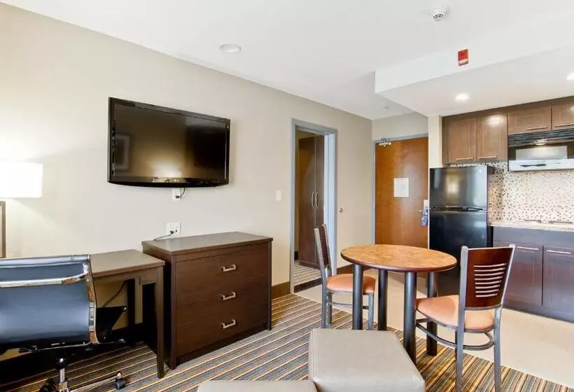 スイート（家族用）, Best Western Plus Woodstock Inn & Suites