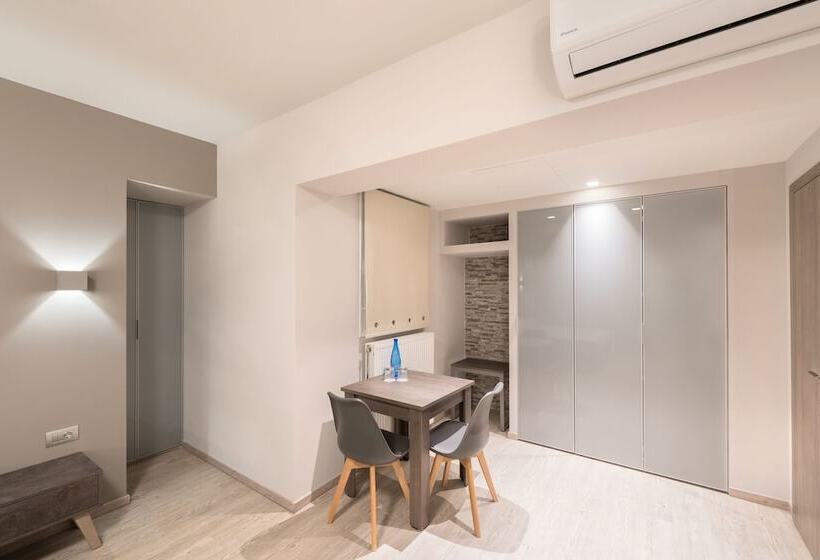 اتاق استاندارد یک نفره, Castello