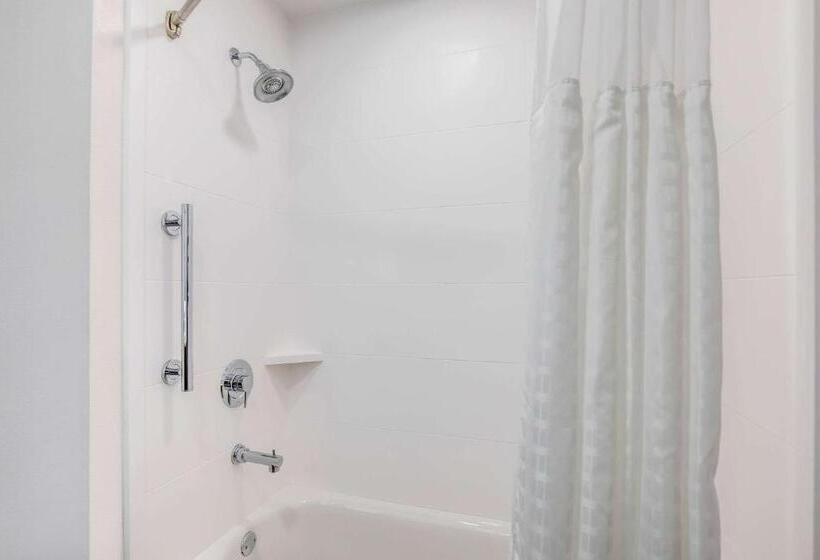 标准间, Comfort Inn & Suites