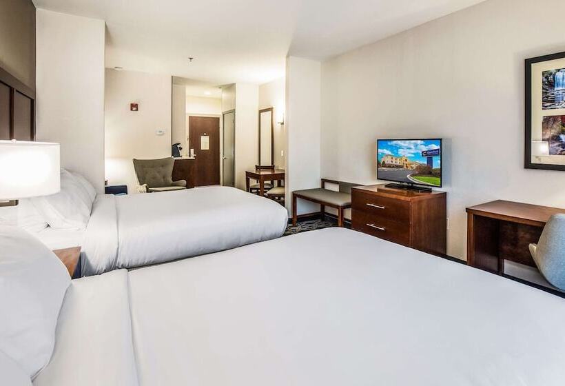 适合残疾人士使用的套间, Comfort Inn & Suites