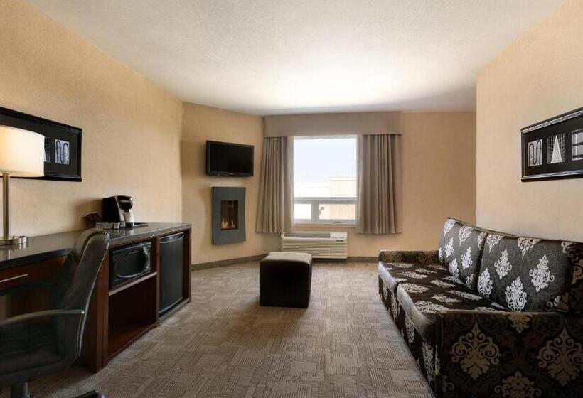 Люкс Кровать Кинг, Days Inn By Wyndham Regina Airport West