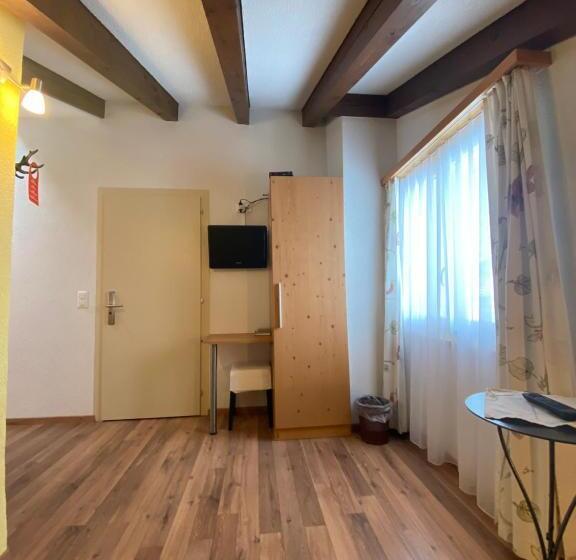 Suíte Júnior com Sacada, Garni Jägerhof