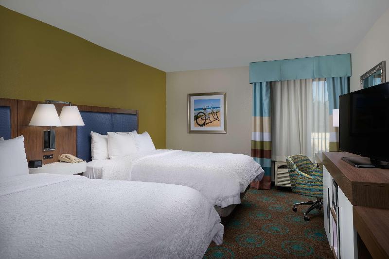 스탠다드 룸 킹사이즈 침대, Holiday Inn Express Hotel & Suites Grand Rapids North, An Ihg