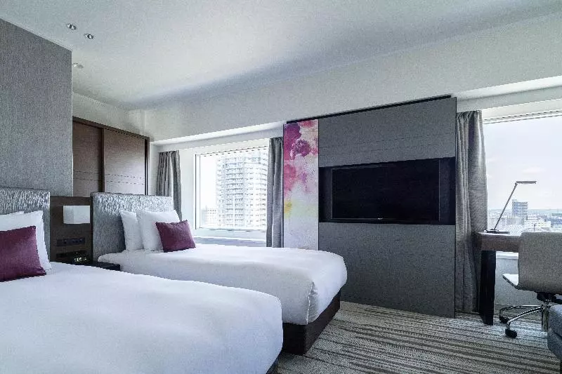 身障者適用キングサイズベッドルーム, Holiday Inn Express & Suites   Grenada, An Ihg