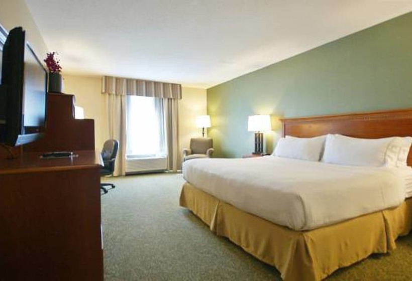 جناح مزود بجاكوزى, Holiday Inn Express Hotel & Suites Hagerstown, An Ihg