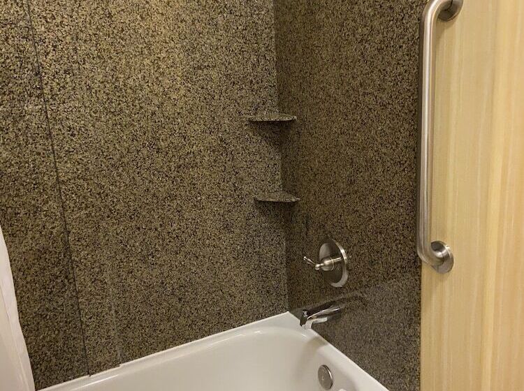 جناح مزوَّد بشرفة, Holiday Inn Express Hotel & Suites Silt   Rifle, An Ihg