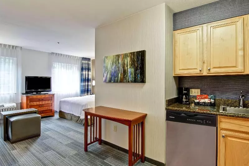 キングサイズベッドのスイートルーム, Holiday Inn Express Hotel & Suites Silt   Rifle, An Ihg