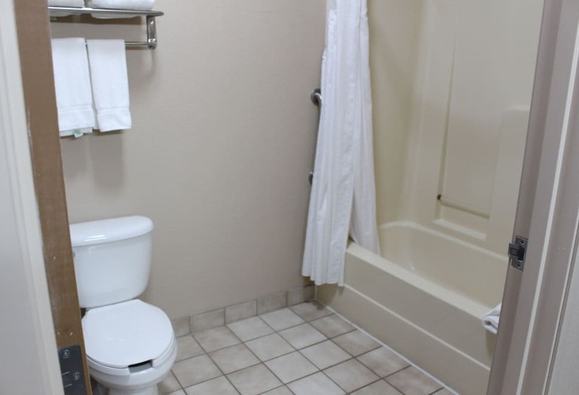 Номер Executive, Holiday Inn Express Kansas City Liberty Missouri, An Ihg