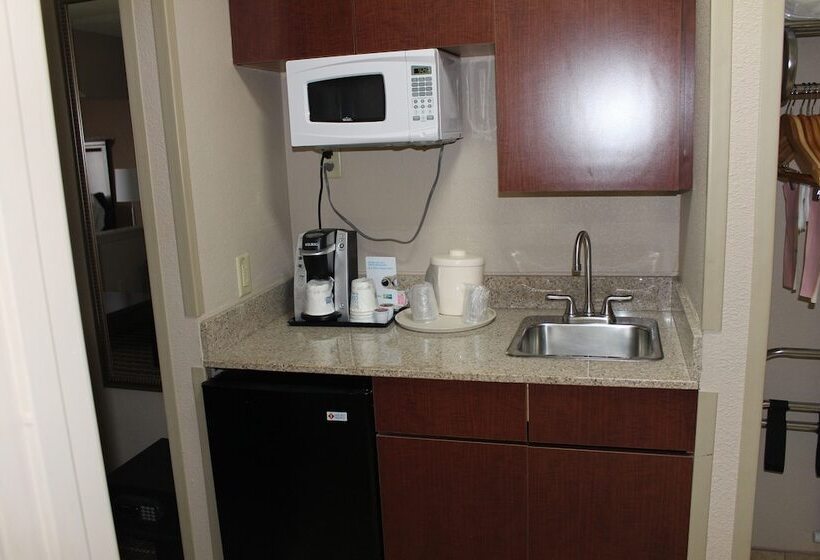 اتاق اجرایی, Holiday Inn Express Kansas City Liberty Missouri, An Ihg