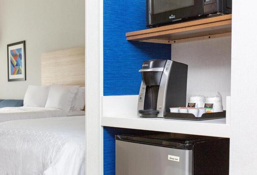 이그제큐티브 룸, Holiday Inn Express Ontario, An Ihg