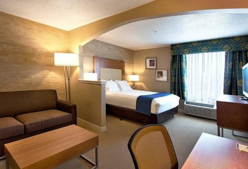 스위트, Holiday Inn & Suites Spring   The Woodlands