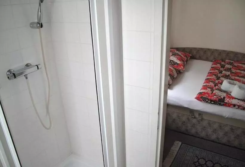 اتاق عادی, Pension Ingrid