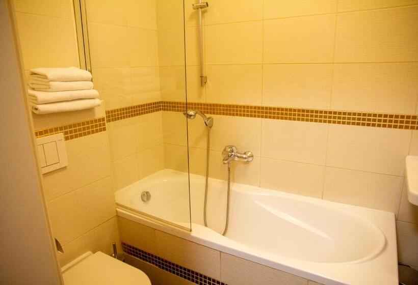 Номер Стандарт, Peregrin