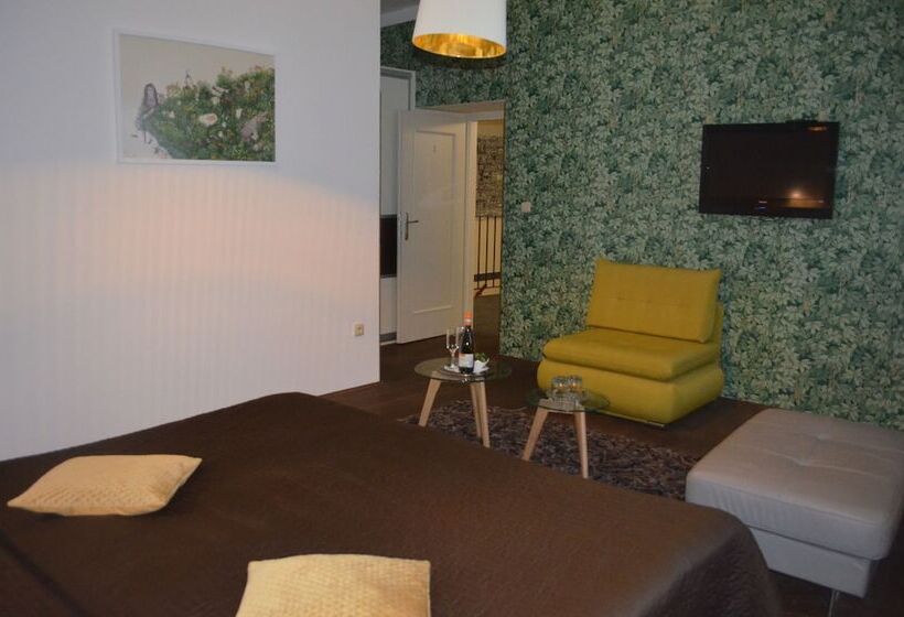 Номер Стандарт, Peregrin