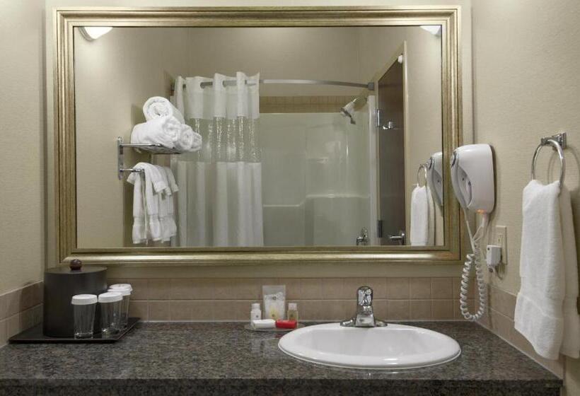 סוויטה, Ramada By Wyndham Westlock