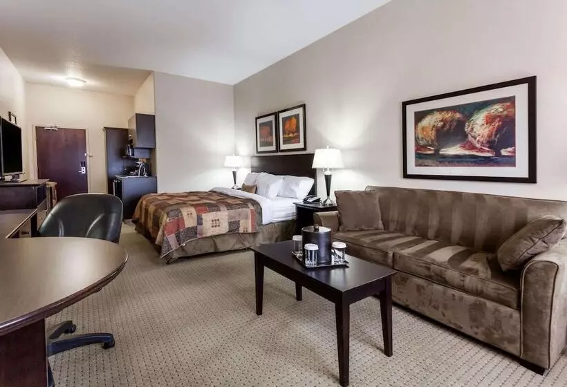 スイート, Ramada By Wyndham Westlock