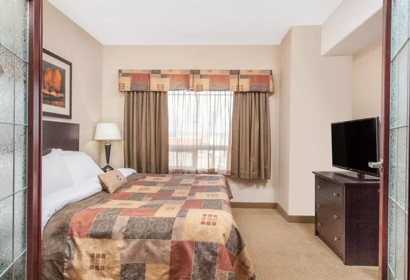 スイート, Ramada By Wyndham Westlock