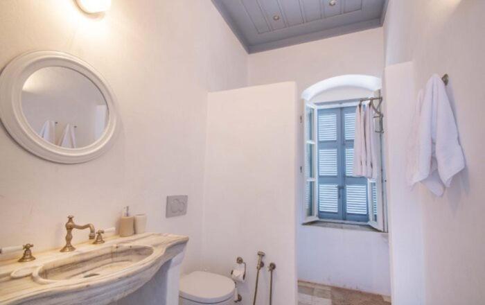 豪华海景房带阳台, The Anchor House