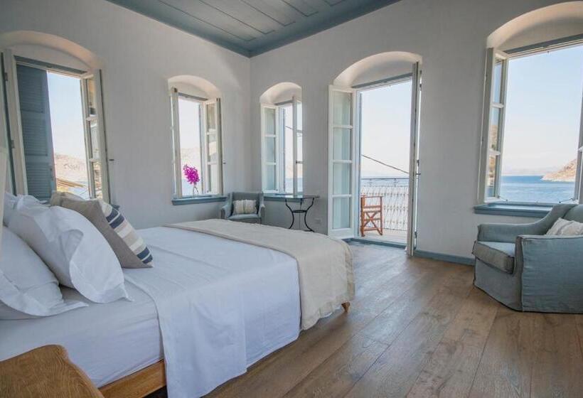 豪华海景房带阳台, The Anchor House