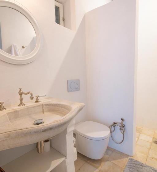 豪华海景房, The Anchor House