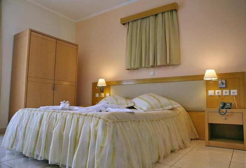 اتاق استاندارد سه نفره, Theofilos Classic