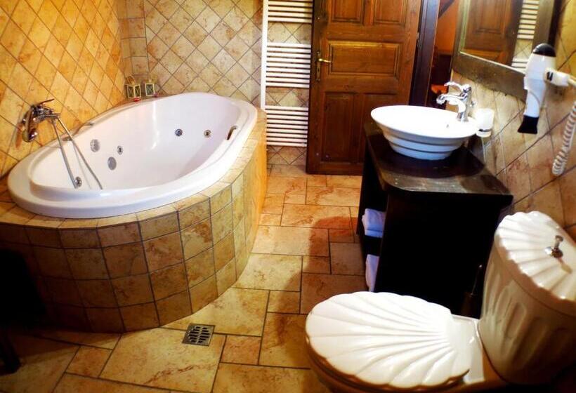 Семейный Номер, Xenonas Brizi