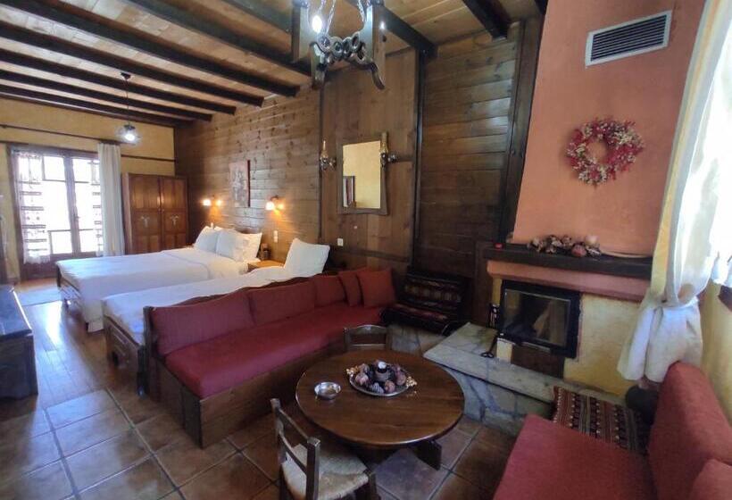 Номер Стандарт Трехместный, Xenonas Brizi