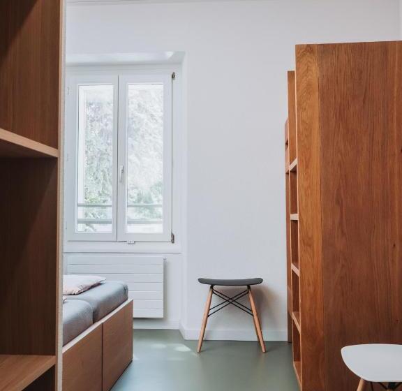 Номер Стандарт Индивидуальный Совместная Ванная, Montreux Youth Hostel