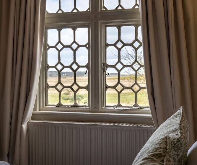 Superior Szoba, The Ship At Dunwich