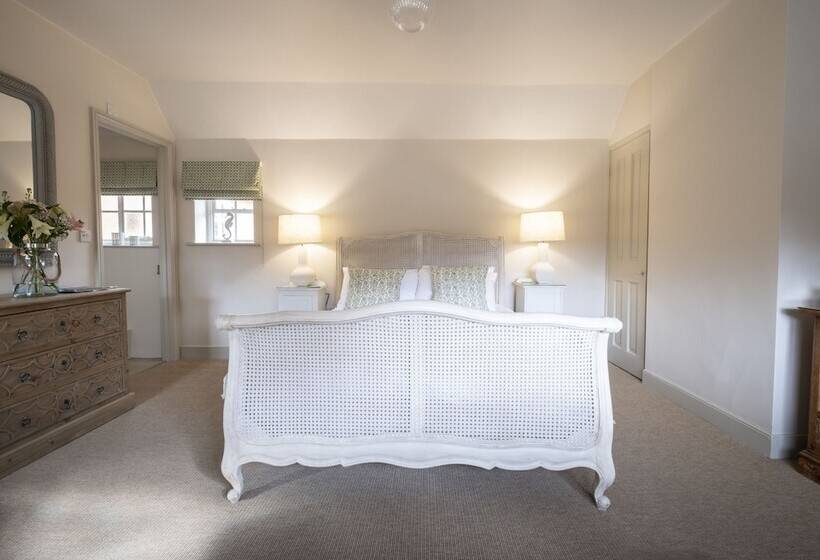 Superior Rum, The Ship At Dunwich