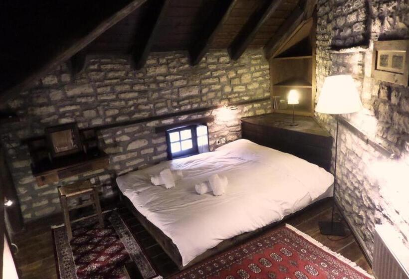 스탠다드 트리플 룸, Arhontiko Aristis