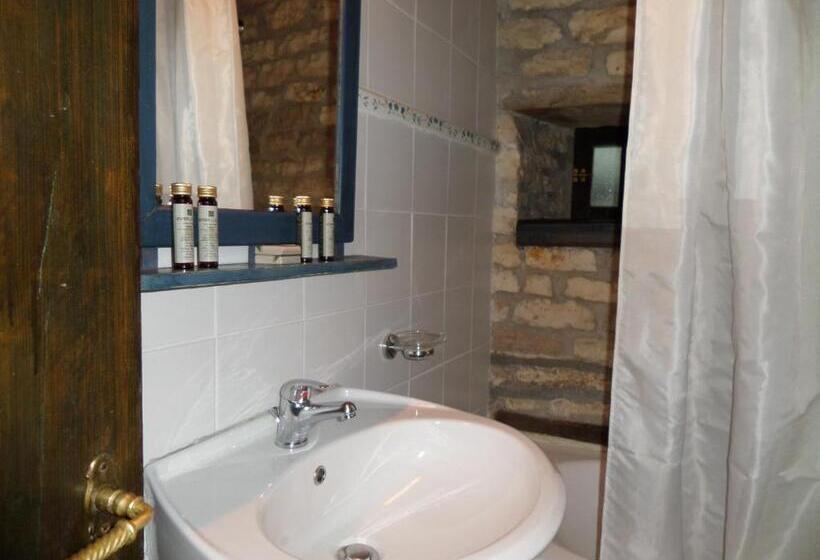 4인용 스탠다드 룸, Arhontiko Aristis